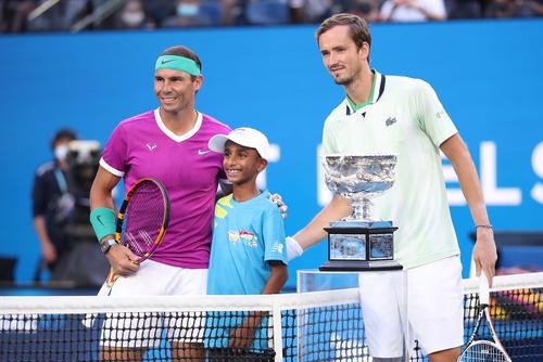 Даниил Медведев уступил Рафаэлю Надалю в финале  Australian Open, выиграв два первых сета 