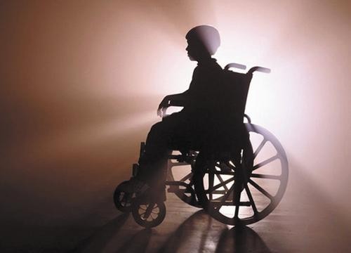 ФСС разъяснил порядок предоставления дополнительных оплачиваемых выходных дней родителям детей-инвалидов