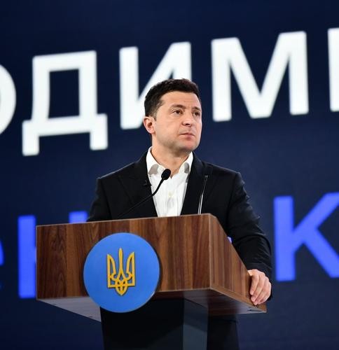 Режиссер Сарик Андреасян рассказал о прекращении контактов с Зеленским после вхождения Крыма в состав РФ 