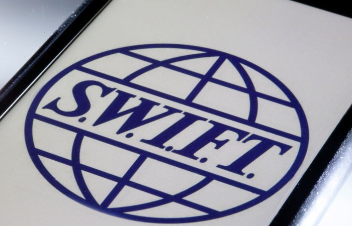 ЕС и США решили исключить из SWIFT попавшие под санкции российские банки ЕС и США решили исключить из SWIFT попавшие под санкции российские банки