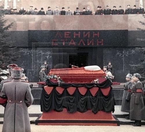 Дважды похороненный &laquo;вождь народов&raquo;