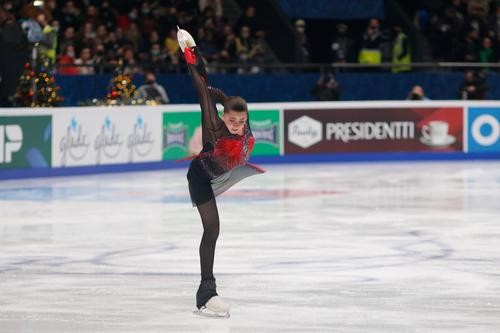 Фигуристы сборной России прибыли в Олимпийскую деревню в Пекине, команда готовится к старту соревнований Фигуристы сборной России прибыли в Олимпийскую деревню в Пекине, команда готовится к старту соревнований