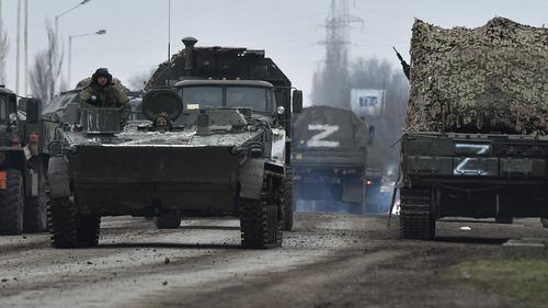 Группировка украинских войск, воюющая на северо-востоке страны, может оказаться в оперативном окружении  