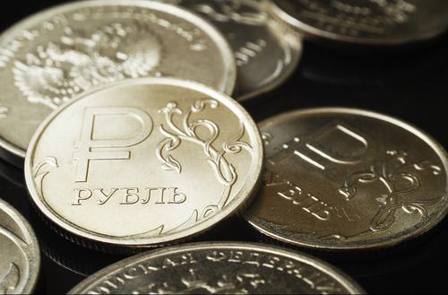 Исторический максимум в 90 руб. обновил курс доллара на Мосбирже