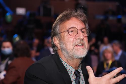 Ярмольник, отвечая на вопрос о преемнике Маслякова, заявил, что &laquo;их пути разошлись&raquo; и &laquo;возвращаться он не хочет&raquo; 