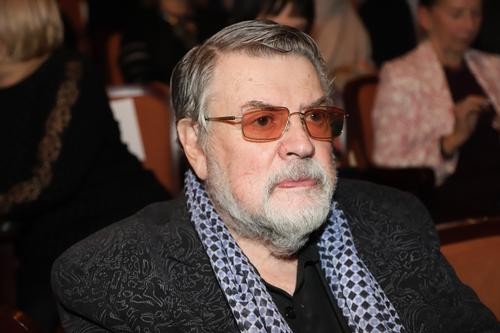 Ширвиндт-младший поддержал решение отца вернуться после коронавируса на сцену Театра сатиры 