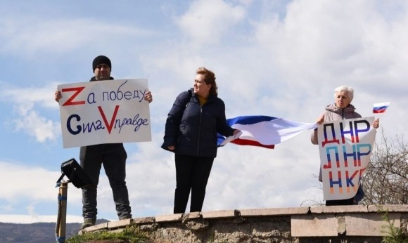 Армяне Карабаха провели акцию в поддержку спецоперации России, а также независимости ЛНР и ДНР 