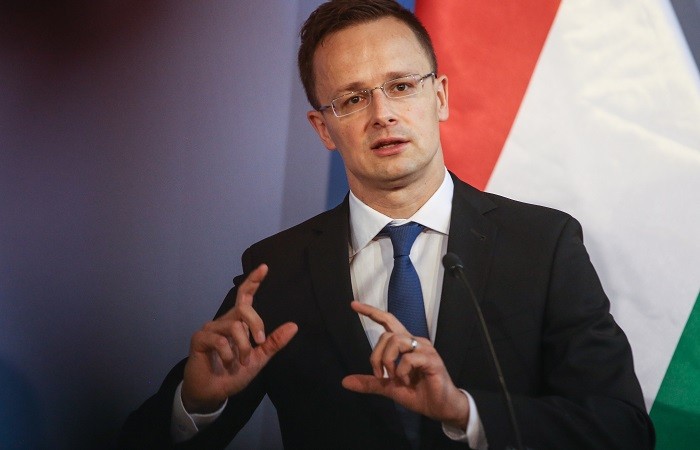 МИД Венгрии подтвердил, что страна приняла схему оплаты за российский газ и нефть в рублях МИД Венгрии подтвердил, что страна приняла схему оплаты за российский газ и нефть в рублях
