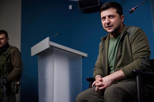 Песков назвал не соответствующей действительности информацию СМИ о планах Кремля устранить Зеленского Песков назвал не соответствующей действительности информацию СМИ о планах Кремля устранить Зеленского
