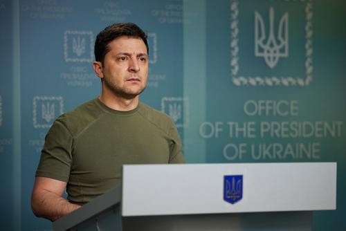 Зеленский заявил главе ЕК фон дер Ляйен, что Украине ежемесячно требуются семь миллиардов долларов финансовой помощи Зеленский заявил главе ЕК фон дер Ляйен, что Украине ежемесячно требуются семь миллиардов долларов финансовой помощи