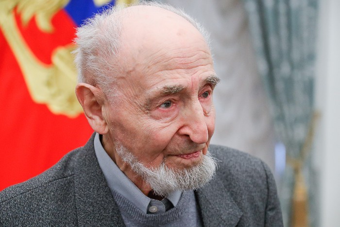Умер создатель образа Чебурашки мультипликатор Леонид Шварцман