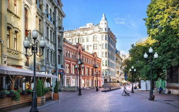 
                    Дорогие и неликвидные: какие квартиры в Москве тяжелее всего продать

                