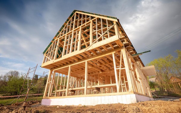 
                    Правительство проработает льготы на покупку готовых домокомплектов

                