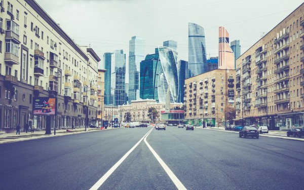 
                    Москва заняла первое место по падению цен на жилье в августе

                