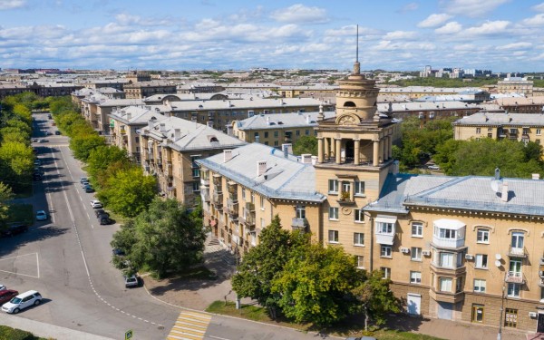 
                    Названы города России с самой быстрой окупаемостью квартир за счет аренды

                