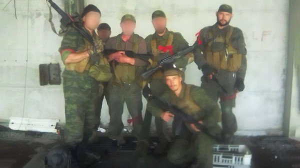 «Все с гранатами ходили — в плен бы не сдались»: вернувшиеся из зоны СВО добровольцы — о жизни, дружбе и чувстве долга «Все с гранатами ходили — в плен бы не сдались»: вернувшиеся из зоны СВО добровольцы — о жизни, дружбе и чувстве долга