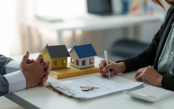 В Москве вдвое сократилось предложение продавцами наследственных квартир
В Москве вдвое сократилось предложение продавцами наследственных квартир