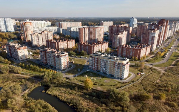 
                    Названы подмосковные направления с наибольшим снижением цен на жилье

                