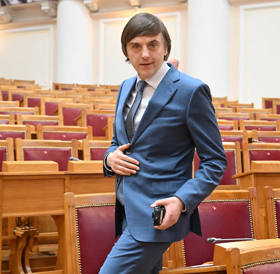 
                Просветителей не судят
            