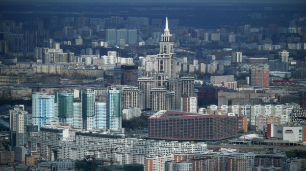 По программе капремонта в Москве установят 2,3 тысячи лифтов производства КМЗ