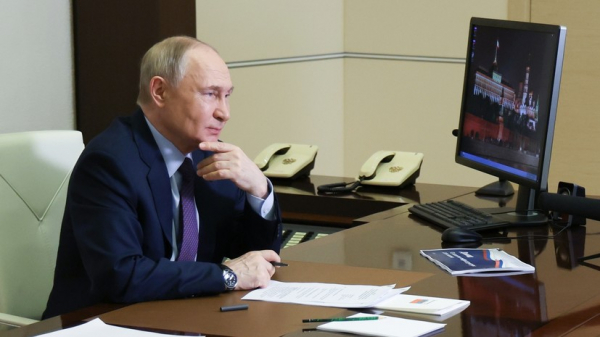 &laquo;Необходимо навести порядок&raquo;: Путин поручил разобраться с банковскими комиссиями в семейной ипотеке
