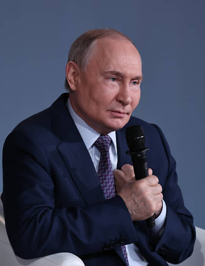 
                Путин: оставшимся в Курской области украинским военным предложили сдаться
            