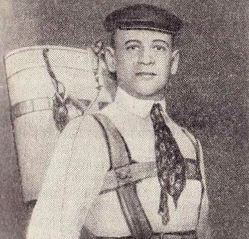 Не театральная роль Глеба Котельникова