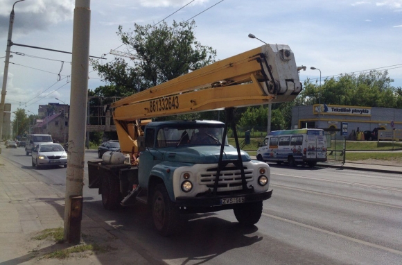 Советская крышка люка в Литве как наглядное пособие цены &laquo;незалежности&raquo;