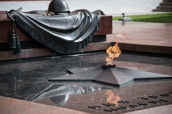 &laquo;Будь таким же Героем, как дед ...&raquo;