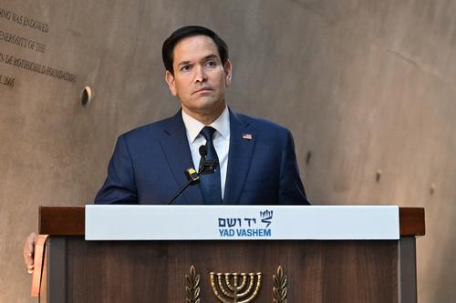 Госдеп: Рубио в разговоре с Лавровым передал ему &laquo;решительное послание&raquo; Трампа