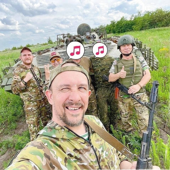 Лидер группы &laquo;Павильон&raquo; Илья Столетов: &laquo;Сейчас время героев&raquo;