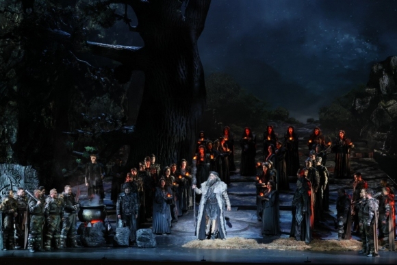 &laquo;Норма&raquo; Мариинского театра: переосмысление античной трагедии в рамках музыки Беллини