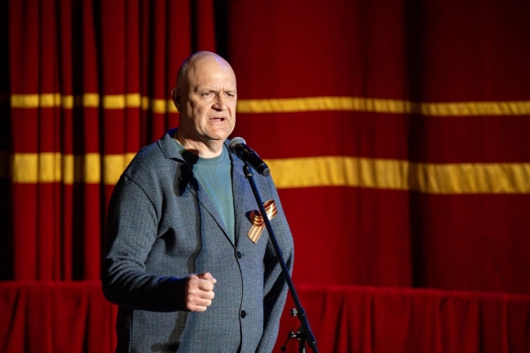 Песни нашего полка: &laquo;Перед памятью павших стою&hellip;&raquo;