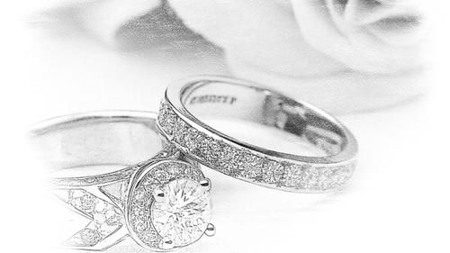 В России предложили снизить возраст вступления в брак В России предложили снизить возраст вступления в брак